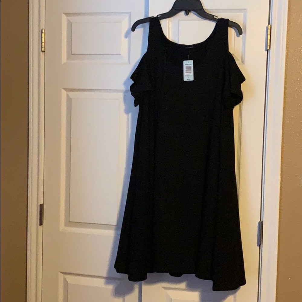 Torrid cold shoulder black dress.